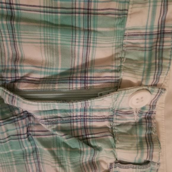 Plaid shorts - Picture 3 of 5